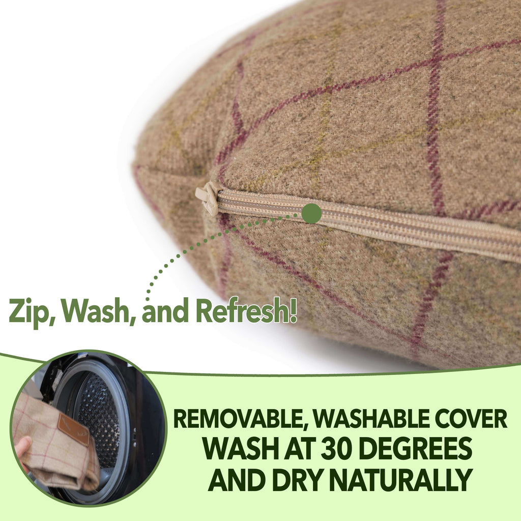 The removable and washable cover makes maintenance a breeze, ensuring your pet’s sleeping space remains clean and hygienic.